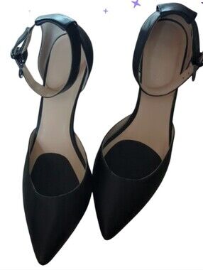 Jenn Ardor Classic Black Pointed Toe Heels. Lovingly Pre Owned.